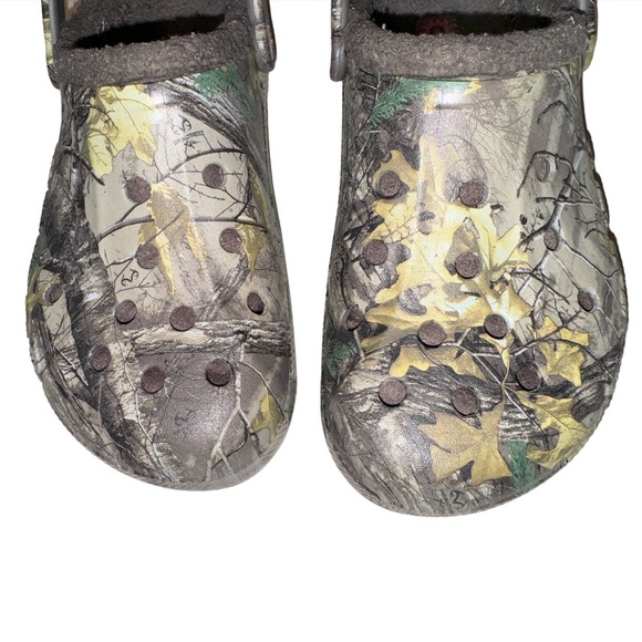 Crocs Lined camouflage slip on shoes women’s 9 men’s outdoor shoes size 7 - Picture 4 of 17